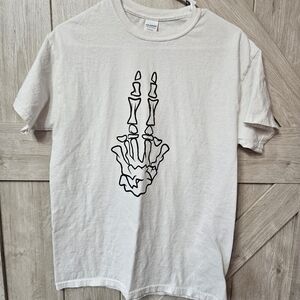 Gildan White Skeleton Hand Graphic Tee Size M